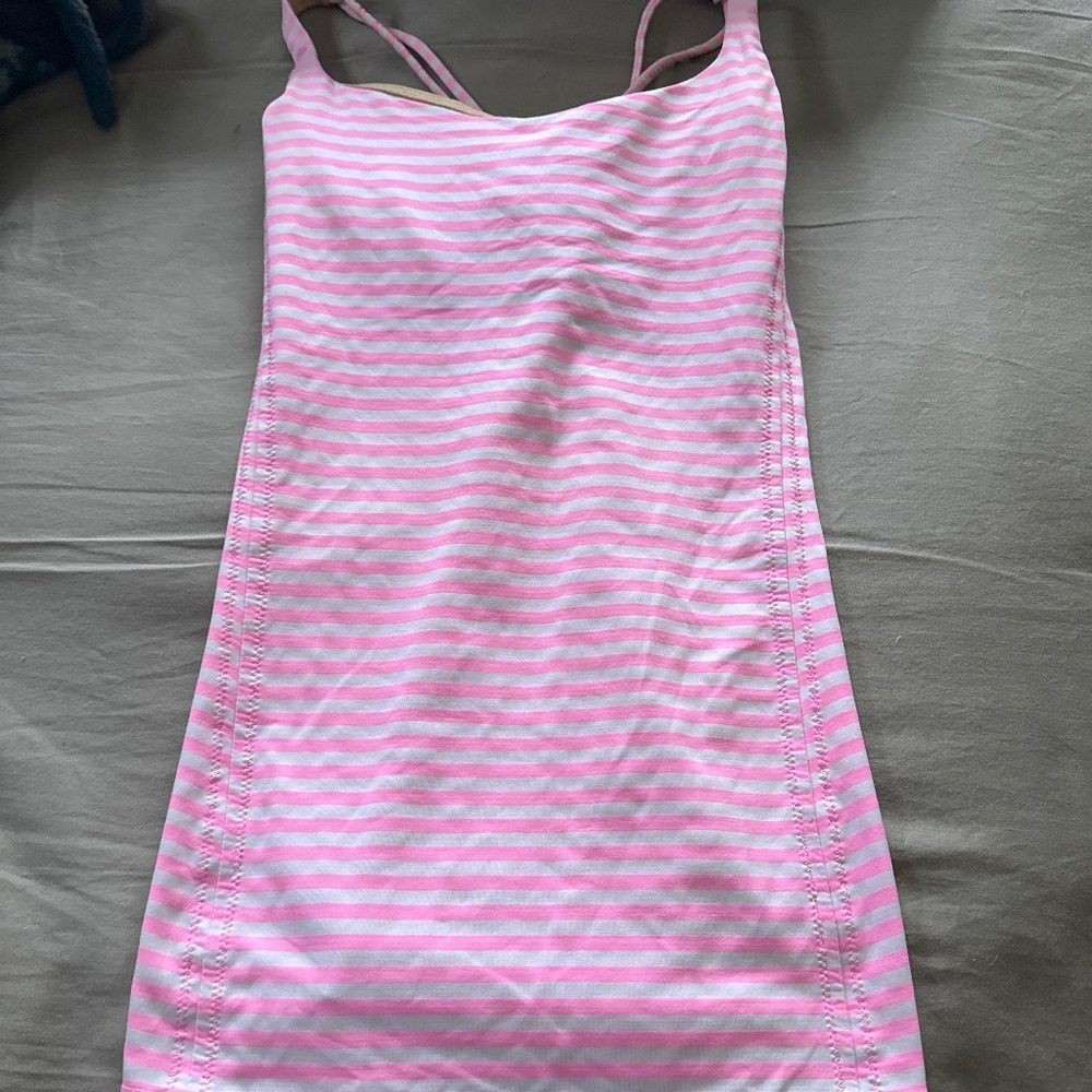 Lulu lemon tank